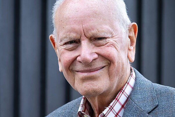 Cllr Harry Davies